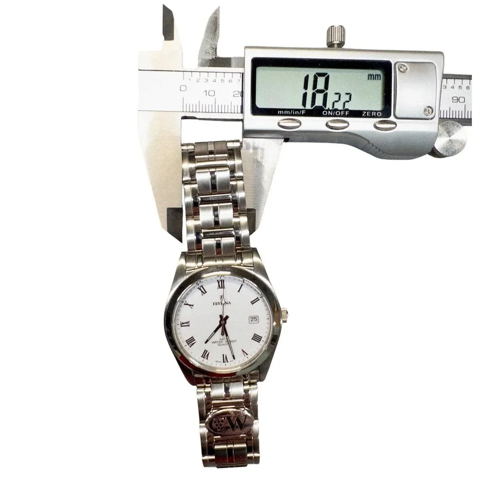 Vtg Festina F6825 Mens Watch Minimalist White Dial Silver Bracelet 35mm CW Badge